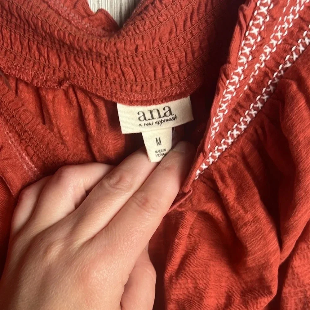 Women’s Ana blouse size Medium
